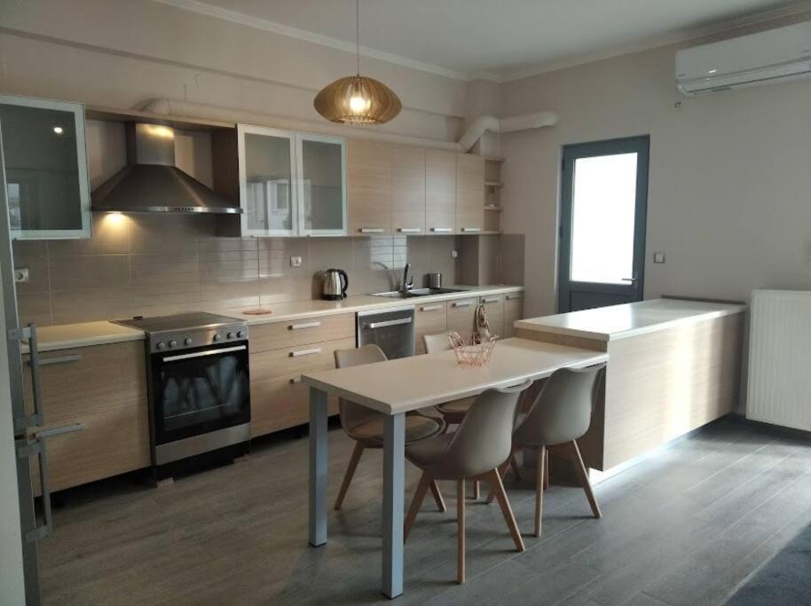 City Comfort Apartment Preveza Eksteriør billede